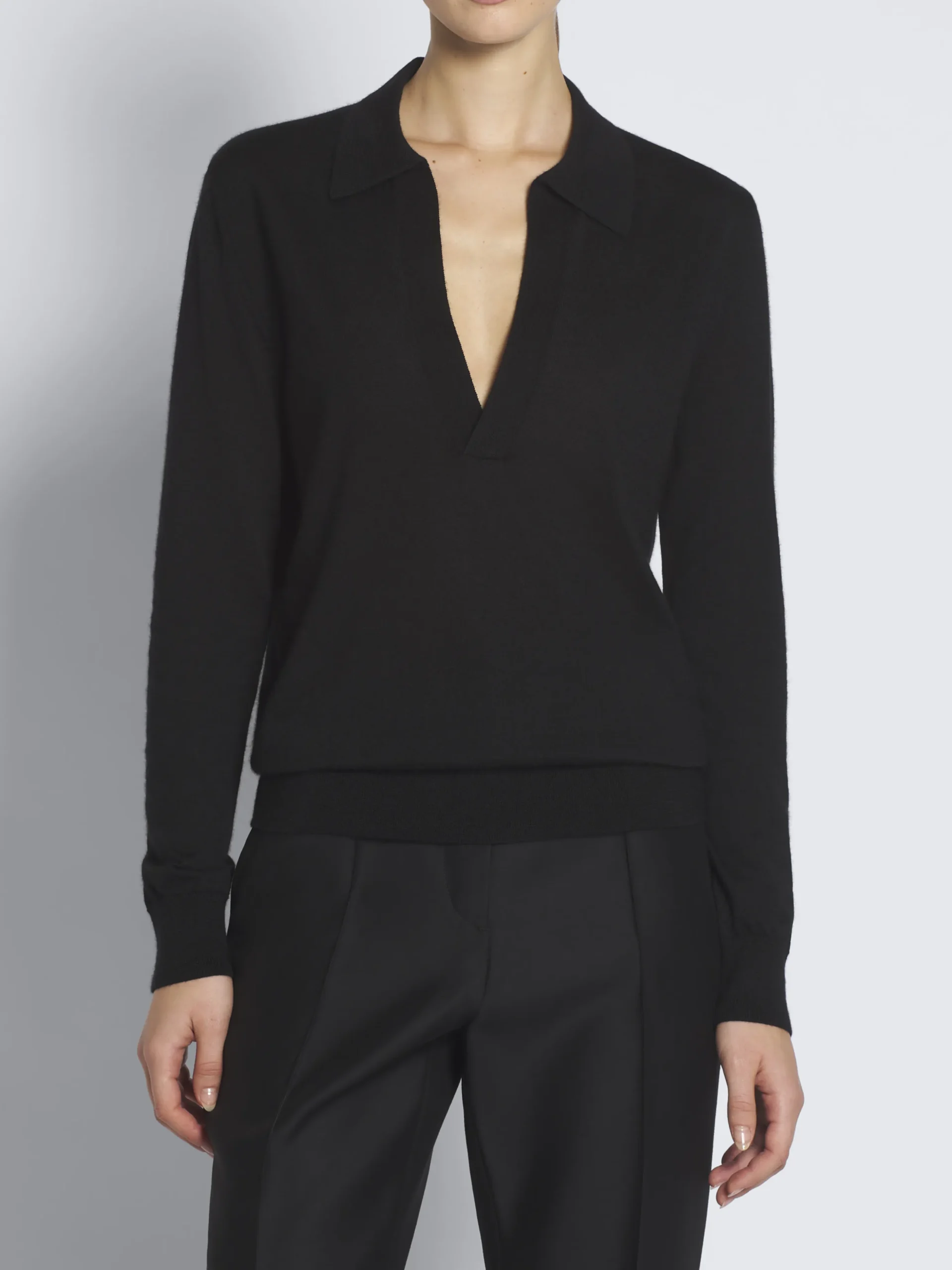 Black cashmere and silk long-sleeved V-neck polo