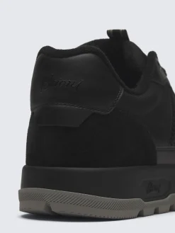 Black Crossing sneakers