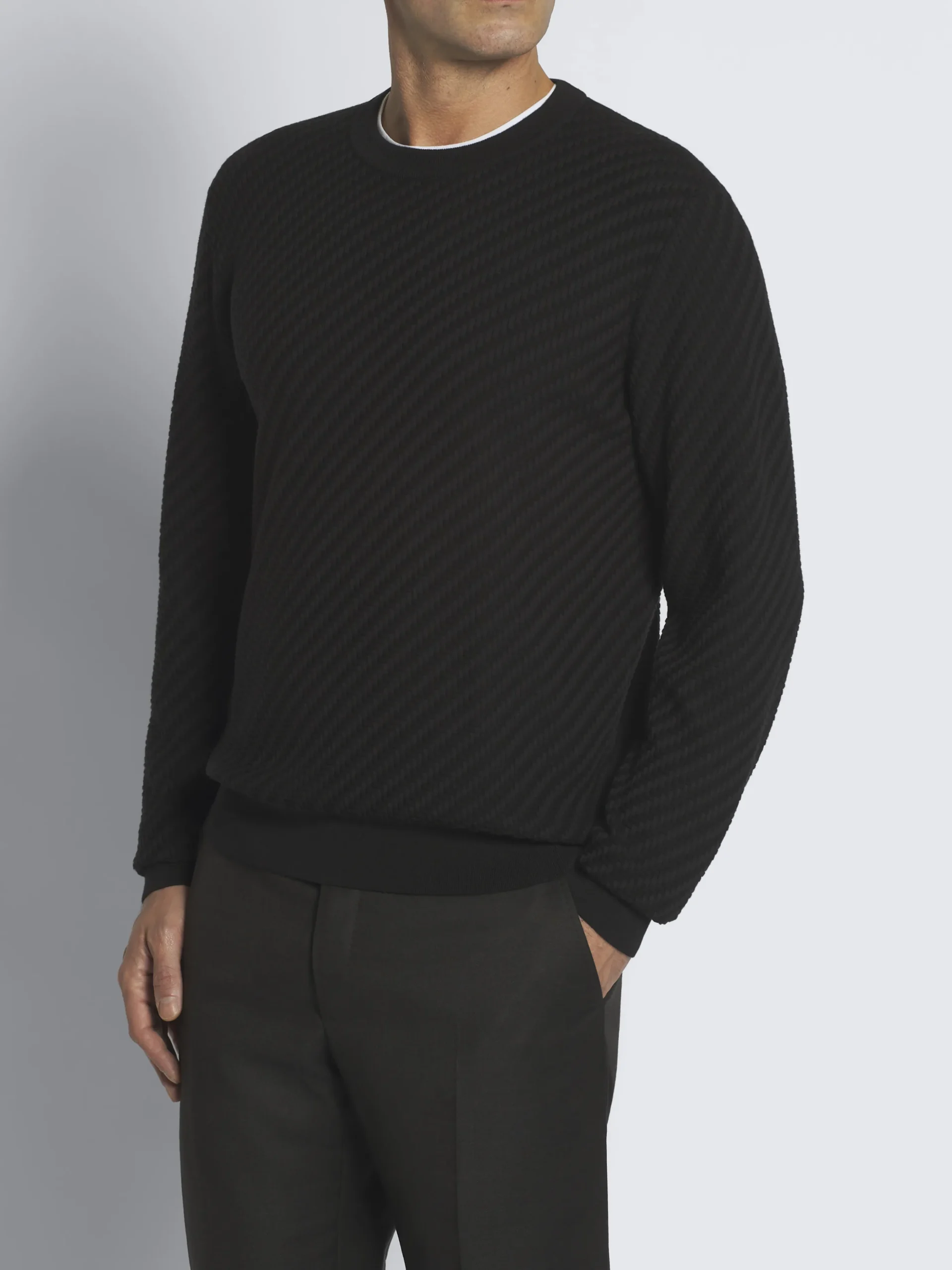 Black organic cotton, silk and cashmere Trama weave crewneck sweater