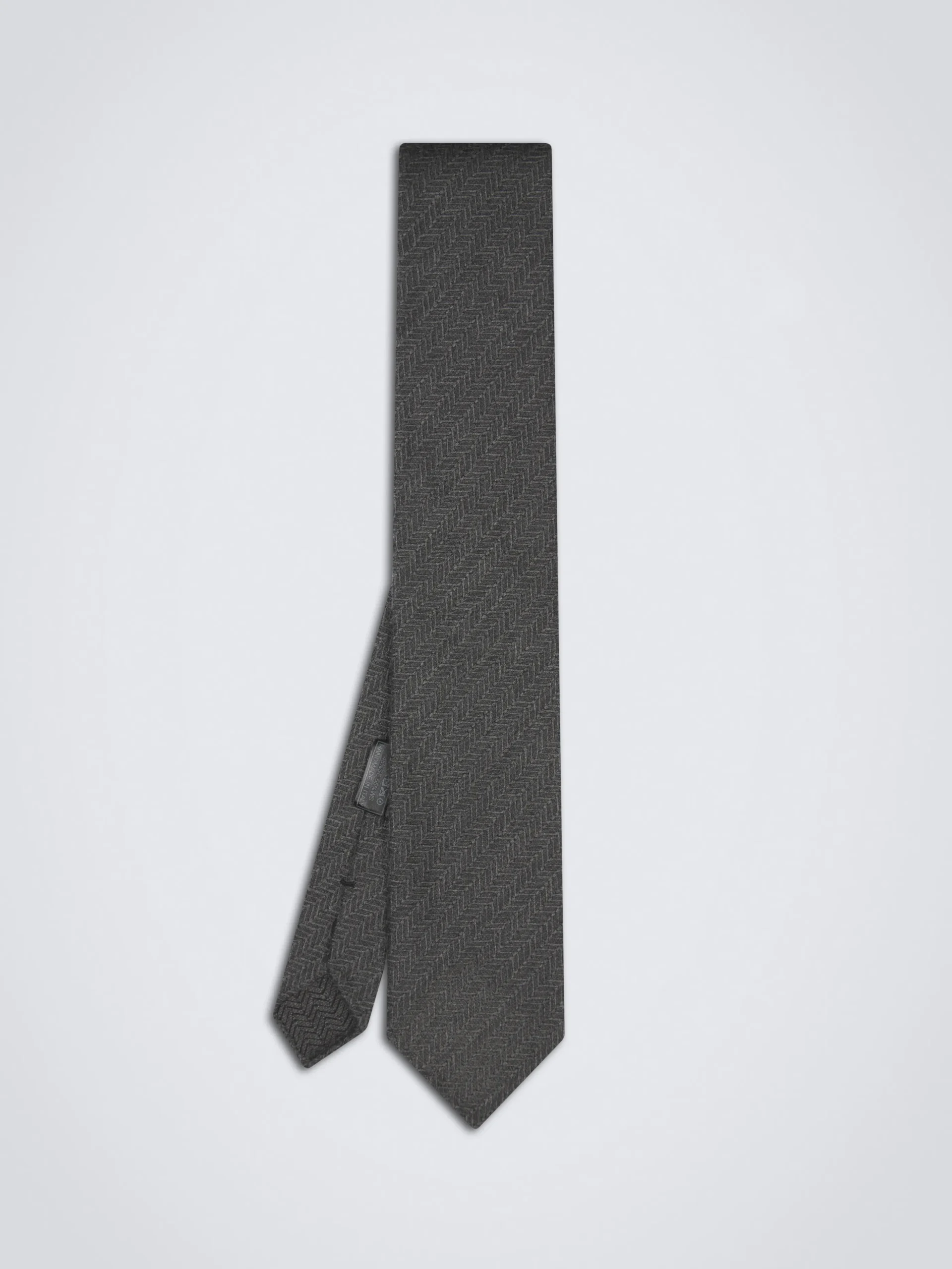 Dark grey silk unlined tie