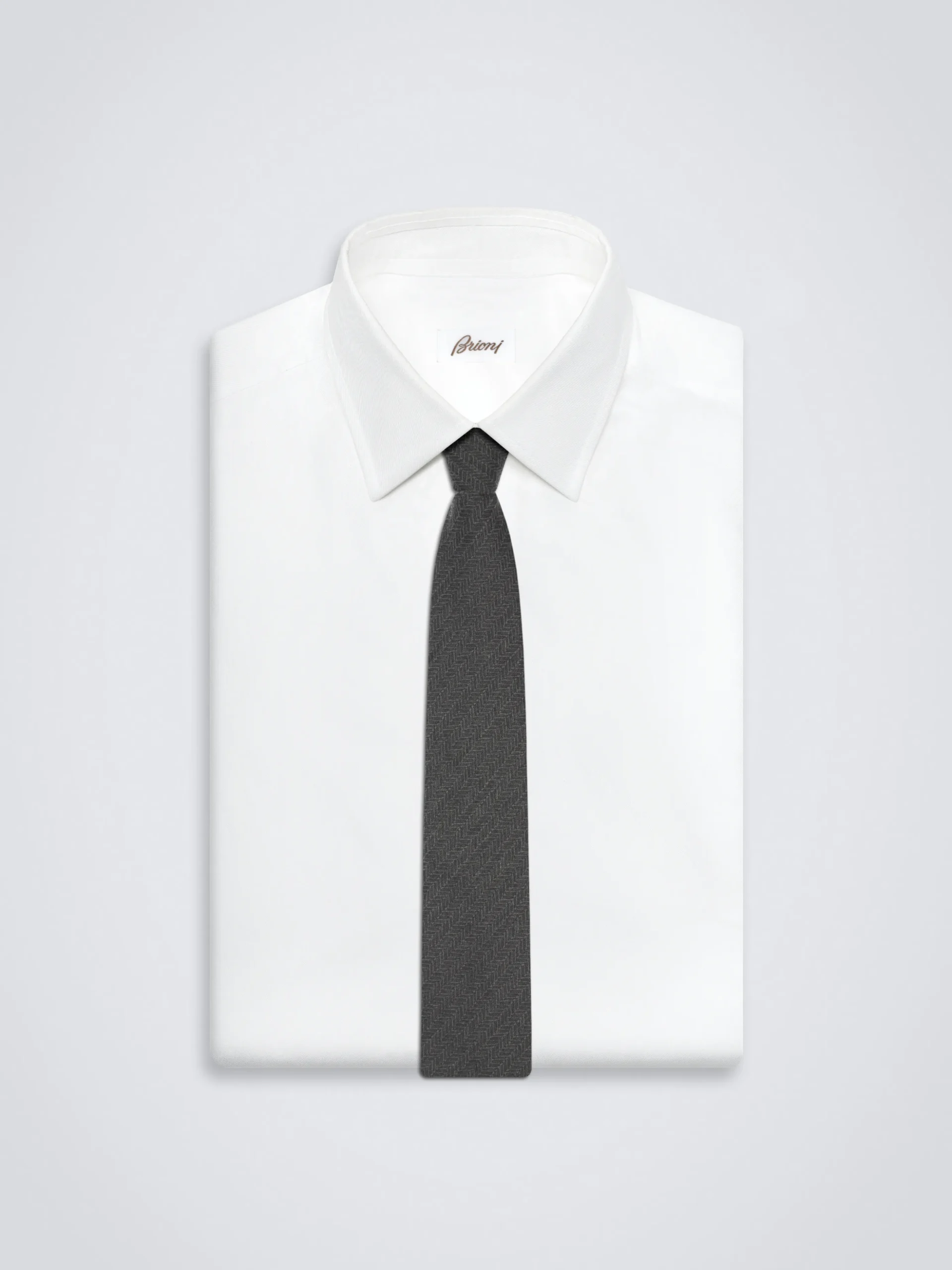Dark grey silk unlined tie