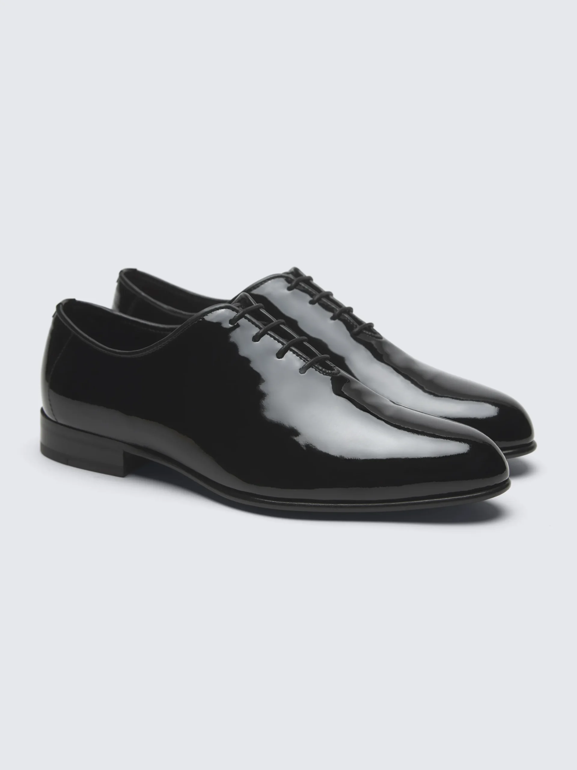 Essential black patent leather evening oxford shoes