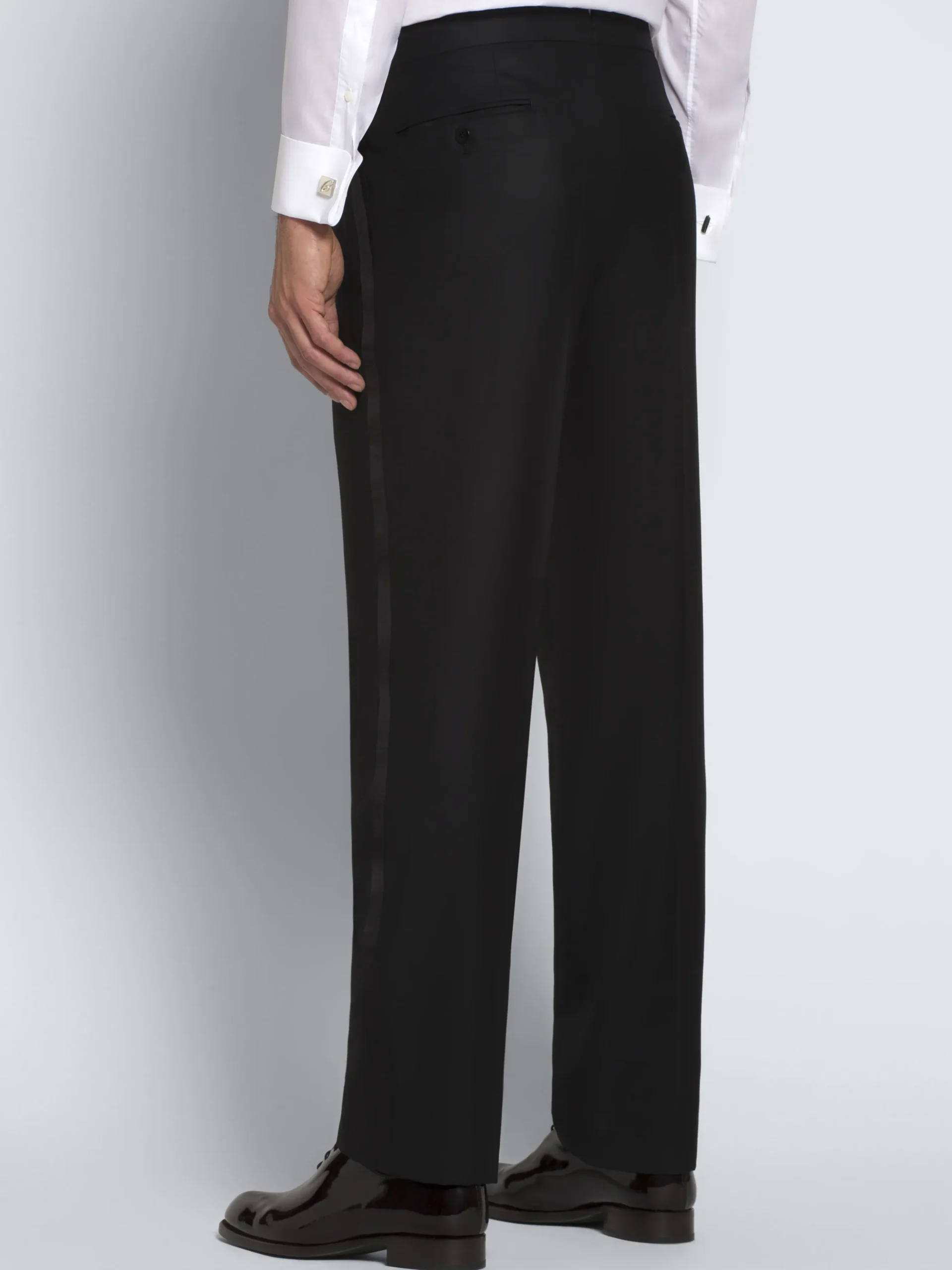 Essential black Super 160's wool Policleto tuxedo