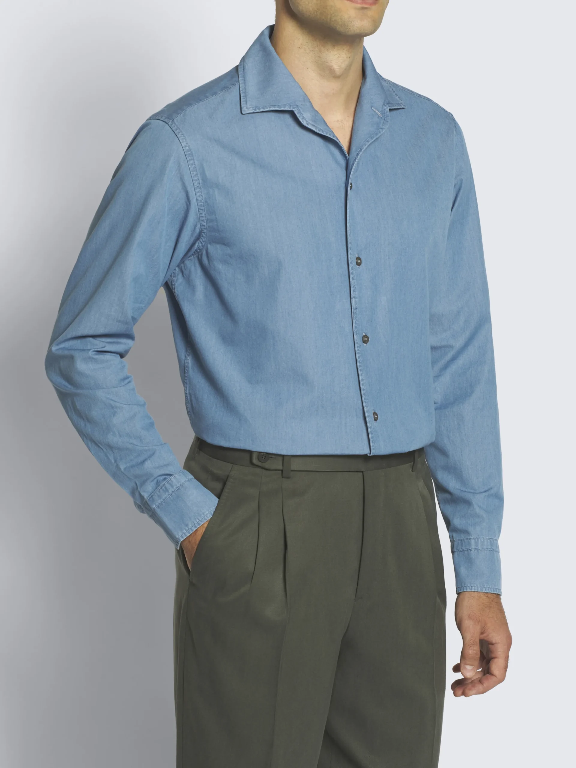 Light blue cotton denim Capri collar shirt